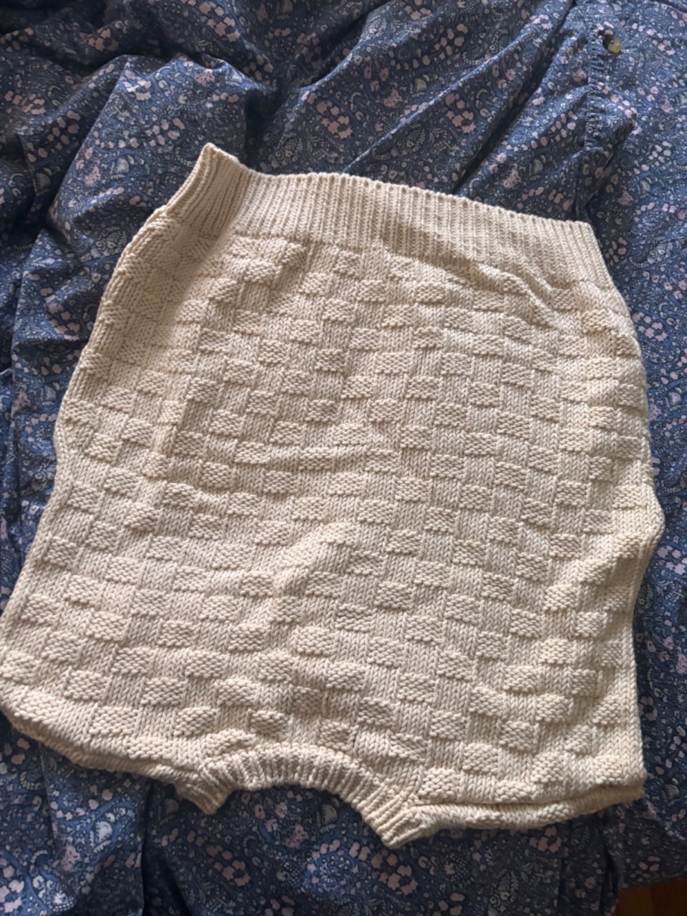 Babaa vest no 4 in natural (one size) - Picture 3 of 6